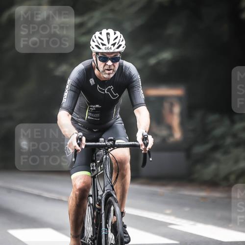 13.09.2026 - Stadtparktriathlon H.Heesch http://msf.ph/oto/10351286 13.09.2026 11:04:58 Radfahren 658, 664 meine-sportfotos.de