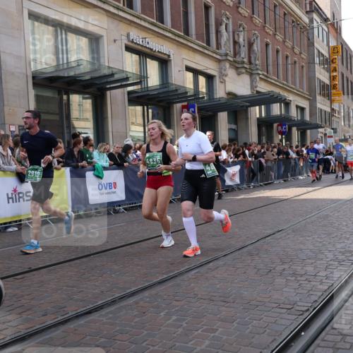 13.09.2026 - 21. swb-Marathon Bremen Strokosch-Dieckow http://msf.ph/oto/10351289 13.09.2026 13:32:05 Ziel 287, 1369, 1687, 2292, 2293, 2910, 2992, 3402, 3429, 3441, 3650, 3878, 3922, 4057, 4263, 4380, 4471, 4566, 4655, 4835, 5281, 5628, 6258, 6475, 6518, 6593, 6760, 6781, 6857, 6875, 6900, 7150, 7173, 7182, 7553, 7572, 7818, 7990, 8632, 8957, 9040, 9151, 9175, 9198, 9283, 9394, 9719, 9779, 13029, 13182, 13208, 13244, 578, 846, 2310, 2934, 3205, 3244, 3278, 3946, 3989, 4030, 4566, 4797, 4979, 4998, 5158, 5325, 5363, 5899, 6116, 6213, 6354, 7242, 7260, 7526, 7818 meine-sportfotos.de
