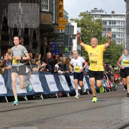 13.09.2026 - 21. swb-Marathon Bremen Strokosch-Dieckow http://msf.ph/oto/10351291 13.09.2026 10:54:50 Ziel 10067, 10146, 10410, 10503, 10577, 10631, 10704, 10749, 10765, 10837, 10884, 11039, 11099, 11389, 11593, 12038, 12265, 12328, 12467, 13526, 10646, 10901, 11620, 11860, 11889, 11908, 11976, 12313, 13592 meine-sportfotos.de