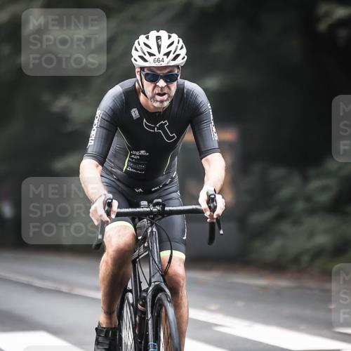 13.09.2026 - Stadtparktriathlon H.Heesch http://msf.ph/oto/10351294 13.09.2026 11:04:58 Radfahren 658, 664 meine-sportfotos.de
