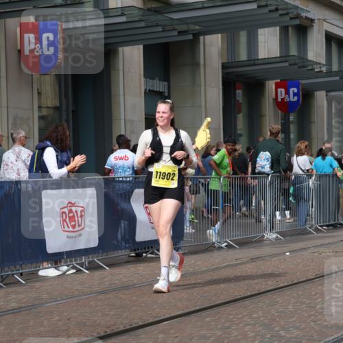 13.09.2026 - 21. swb-Marathon Bremen Strokosch-Dieckow http://msf.ph/oto/10351302 13.09.2026 11:13:54 Ziel 10395, 10396, 10402, 10491, 10586, 10784, 10854, 10880, 11027, 11233, 11535, 11703, 11864, 11902, 12100, 10330, 10766, 10799, 10889, 11078, 11084, 11999, 12010 meine-sportfotos.de