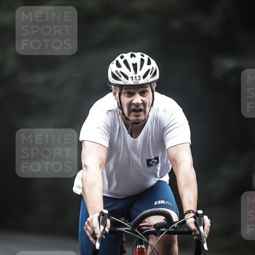 13.09.2026 - Stadtparktriathlon H.Heesch http://msf.ph/oto/10351324 13.09.2026 09:25:07 Radfahren 113, 126, 131 meine-sportfotos.de