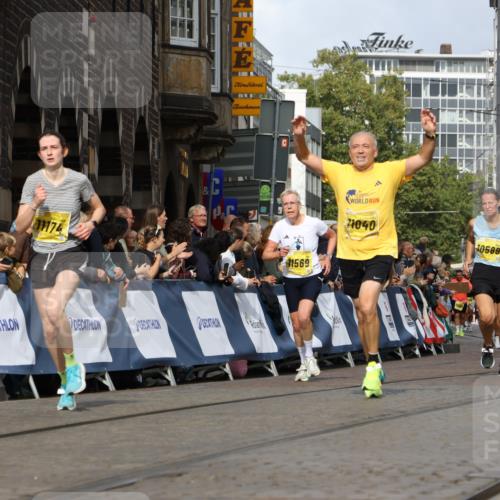 13.09.2026 - 21. swb-Marathon Bremen Strokosch-Dieckow http://msf.ph/oto/10351343 13.09.2026 10:54:50 Ziel 10067, 10146, 10410, 10503, 10577, 10631, 10704, 10749, 10765, 10837, 10884, 11039, 11099, 11389, 11593, 12038, 12265, 12328, 12467, 13526, 10646, 10901, 11620, 11860, 11889, 11908, 11976, 12313, 13592 meine-sportfotos.de
