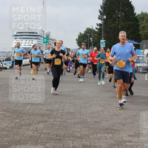 13.09.2026 - Kiel Lauf Andreas Tolksdorf http://msf.ph/oto/10351363 13.09.2026 09:55:56 Kiellinie 10575, 4, 3566, 1675, 2525, 11662, 1786, 1217 meine-sportfotos.de