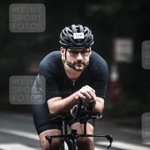 13.09.2026 - Stadtparktriathlon H.Heesch http://msf.ph/oto/10351370 13.09.2026 09:25:12 Radfahren 113, 126, 131, 145 meine-sportfotos.de