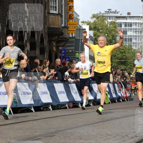 13.09.2026 - 21. swb-Marathon Bremen Strokosch-Dieckow http://msf.ph/oto/10351389 13.09.2026 10:54:50 Ziel 10067, 10146, 10410, 10503, 10577, 10631, 10704, 10749, 10765, 10837, 10884, 11039, 11099, 11389, 11593, 12038, 12265, 12328, 12467, 13526, 10646, 10901, 11620, 11860, 11889, 11908, 11976, 12313, 13592 meine-sportfotos.de
