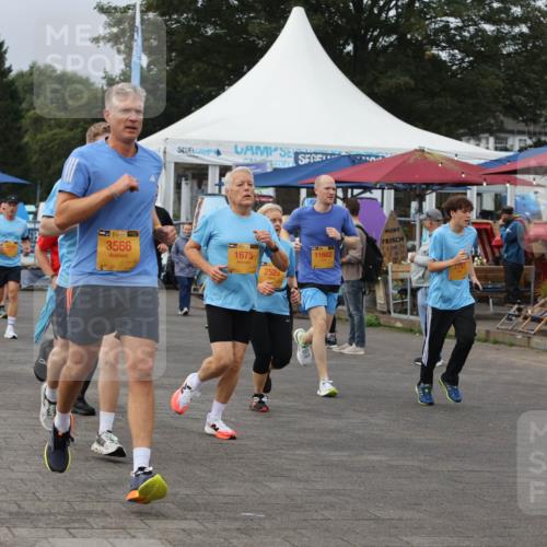 13.09.2026 - Kiel Lauf Andreas Tolksdorf http://msf.ph/oto/10351390 13.09.2026 09:55:57 Kiellinie 2449, 39, 3566, 1675, 2525, 11662 meine-sportfotos.de