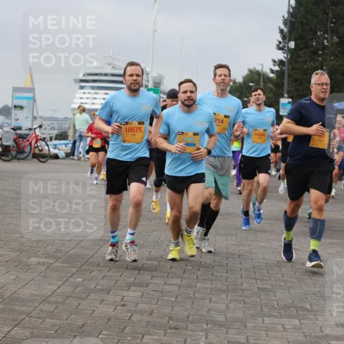 13.09.2026 - Kiel Lauf Andreas Tolksdorf http://msf.ph/oto/10351425 13.09.2026 09:56:00 Kiellinie 10575, 39, 214, 6940, 10960 meine-sportfotos.de