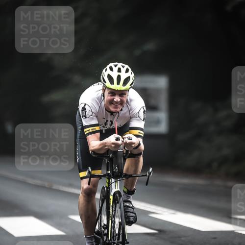 13.09.2026 - Stadtparktriathlon H.Heesch http://msf.ph/oto/10351451 13.09.2026 09:25:24 Radfahren 91, 134, 148 meine-sportfotos.de