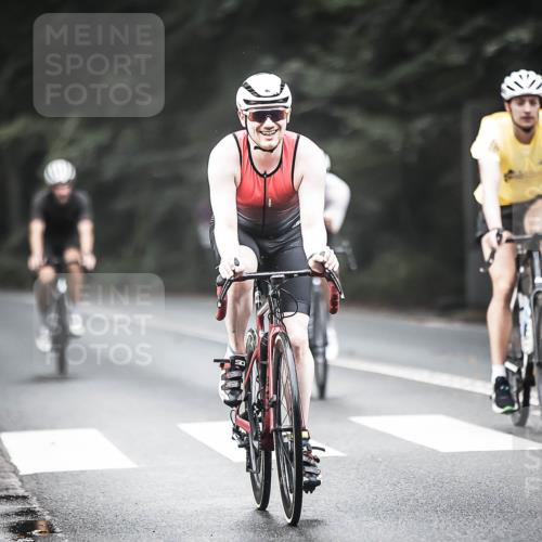 13.09.2026 - Stadtparktriathlon H.Heesch http://msf.ph/oto/10351462 13.09.2026 11:05:17 Radfahren 483, 508, 560, 595, 597, 598, 702 meine-sportfotos.de