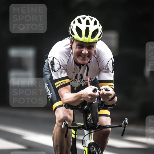 13.09.2026 - Stadtparktriathlon H.Heesch http://msf.ph/oto/10351468 13.09.2026 09:25:25 Radfahren 91, 134, 148 meine-sportfotos.de