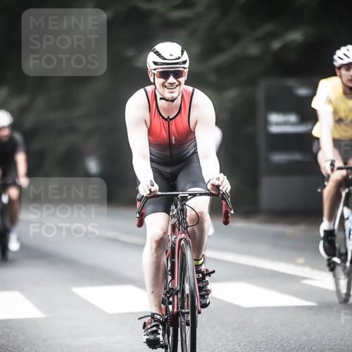 13.09.2026 - Stadtparktriathlon H.Heesch http://msf.ph/oto/10351470 13.09.2026 11:05:18 Radfahren 483, 508, 560, 595, 597, 598, 702 meine-sportfotos.de