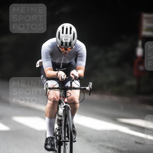 13.09.2026 - Stadtparktriathlon H.Heesch http://msf.ph/oto/10351515 13.09.2026 09:25:45 Radfahren 86, 191, 199 meine-sportfotos.de