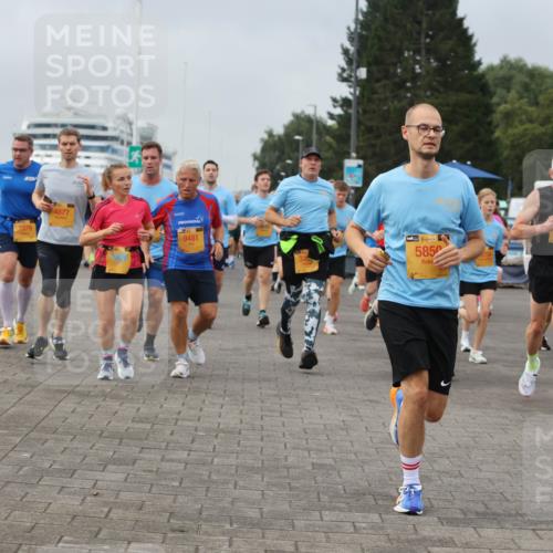 13.09.2026 - Kiel Lauf Andreas Tolksdorf http://msf.ph/oto/10351533 13.09.2026 09:56:03 Kiellinie 4877, 7379, 9481, 5850, 2538 meine-sportfotos.de