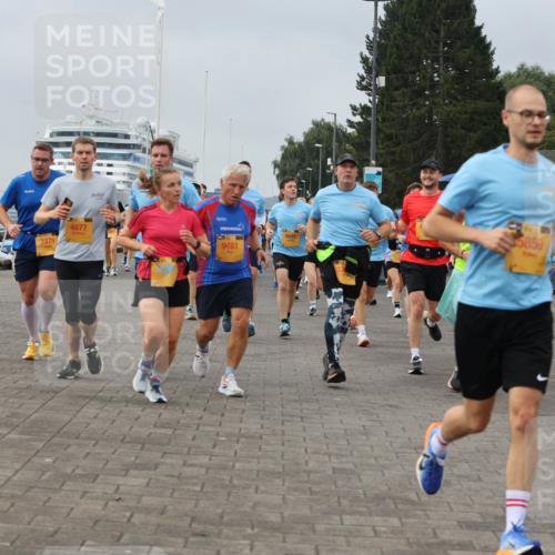 13.09.2026 - Kiel Lauf Andreas Tolksdorf http://msf.ph/oto/10351549 13.09.2026 09:56:03 Kiellinie 7379, 4877, 9481, 6645, 5850, 2538, 6637 meine-sportfotos.de