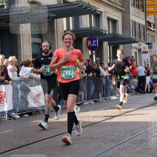 13.09.2026 - 21. swb-Marathon Bremen Strokosch-Dieckow http://msf.ph/oto/10351565 13.09.2026 13:32:12 Ziel 287, 1437, 1687, 2292, 2293, 2611, 2910, 2992, 3354, 3402, 3429, 3441, 3650, 3878, 3895, 3922, 4057, 4263, 4323, 4380, 4471, 4655, 4835, 4862, 5281, 5398, 6518, 6583, 6593, 6760, 6781, 6857, 6900, 7150, 7173, 7466, 7553, 7572, 7758, 7990, 8344, 8632, 8957, 9040, 9151, 9175, 9198, 9283, 9719, 9779, 13208, 13244, 578, 846, 1369, 2310, 2934, 3205, 3650, 3946, 4057, 4566, 4797, 4979, 5325, 5628, 6116, 6258, 6475, 7182, 7242, 7526, 7818, 9394, 13182 meine-sportfotos.de