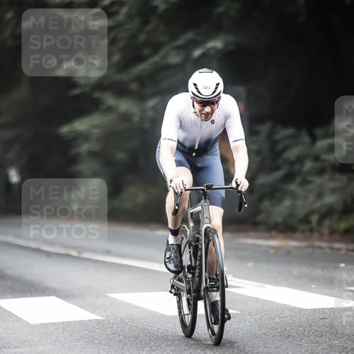 13.09.2026 - Stadtparktriathlon H.Heesch http://msf.ph/oto/10351585 13.09.2026 11:05:29 Radfahren 361, 523, 598, 635, 644 meine-sportfotos.de