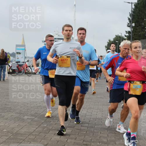 13.09.2026 - Kiel Lauf Andreas Tolksdorf http://msf.ph/oto/10351600 13.09.2026 09:56:05 Kiellinie 7379, 38, 4877, 999, 5033 meine-sportfotos.de