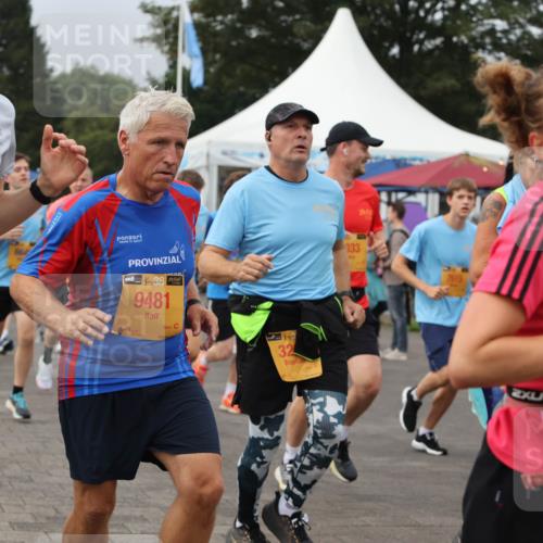 13.09.2026 - Kiel Lauf Andreas Tolksdorf http://msf.ph/oto/10351624 13.09.2026 09:56:06 Kiellinie 4877, 9481, 9713, 32, 033 meine-sportfotos.de