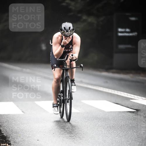 13.09.2026 - Stadtparktriathlon H.Heesch http://msf.ph/oto/10351704 13.09.2026 09:26:11 Radfahren 175, 185 meine-sportfotos.de