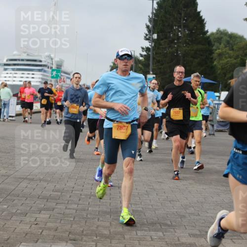 13.09.2026 - Kiel Lauf Andreas Tolksdorf http://msf.ph/oto/10351772 13.09.2026 09:56:12 Kiellinie 13, 4, 7872, 7807, 7537, 1, 39, 2844 meine-sportfotos.de