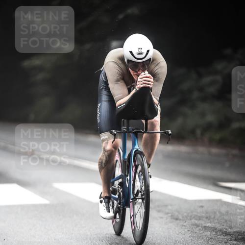 13.09.2026 - Stadtparktriathlon H.Heesch http://msf.ph/oto/10351784 13.09.2026 09:26:19 Radfahren 77, 185, 187, 200 meine-sportfotos.de
