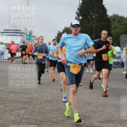 13.09.2026 - Kiel Lauf Andreas Tolksdorf http://msf.ph/oto/10351792 13.09.2026 09:56:13 Kiellinie 7807 meine-sportfotos.de