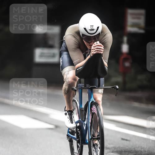 13.09.2026 - Stadtparktriathlon H.Heesch http://msf.ph/oto/10351794 13.09.2026 09:26:19 Radfahren 77, 185, 187, 200 meine-sportfotos.de