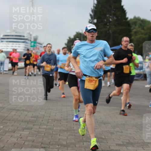 13.09.2026 - Kiel Lauf Andreas Tolksdorf http://msf.ph/oto/10351796 13.09.2026 09:56:13 Kiellinie 7807 meine-sportfotos.de