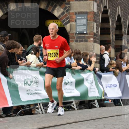 13.09.2026 - 21. swb-Marathon Bremen Strokosch-Dieckow http://msf.ph/oto/10351802 13.09.2026 10:55:02 Ziel 10589, 10608, 10704, 11040, 11174, 11389, 11569, 11874, 12038, 12519, 12800, 13526, 10555, 11001, 11014, 11466, 11631, 11908, 11910, 12201, 12549 meine-sportfotos.de