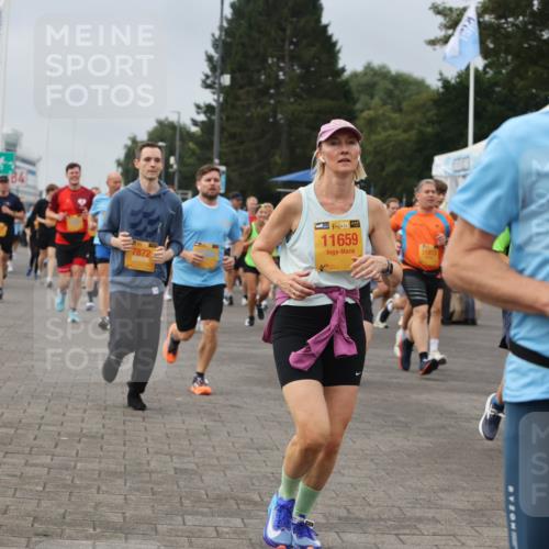 13.09.2026 - Kiel Lauf Andreas Tolksdorf http://msf.ph/oto/10351818 13.09.2026 09:56:14 Kiellinie 7872, 48, 11659, 7807 meine-sportfotos.de
