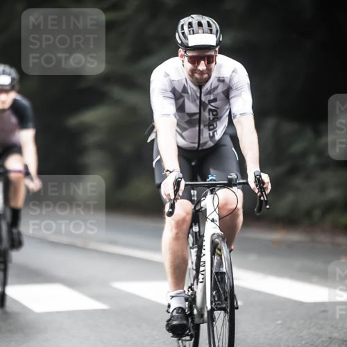 13.09.2026 - Stadtparktriathlon H.Heesch http://msf.ph/oto/10351838 13.09.2026 11:05:49 Radfahren 496, 503, 512, 514, 522, 556, 602, 630, 633, 668 meine-sportfotos.de
