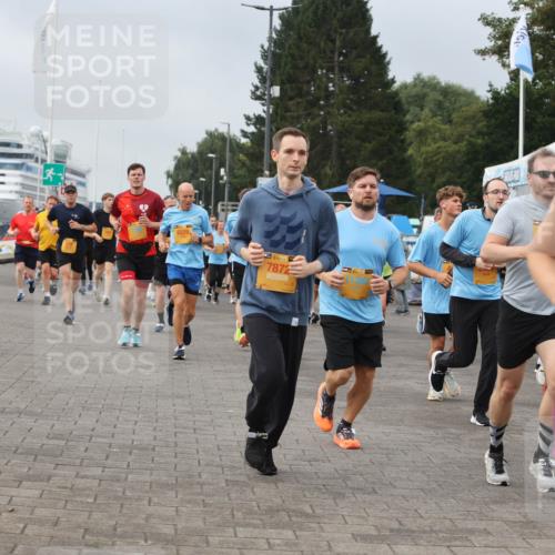 13.09.2026 - Kiel Lauf Andreas Tolksdorf http://msf.ph/oto/10351842 13.09.2026 09:56:15 Kiellinie 39, 7872, 1165 meine-sportfotos.de