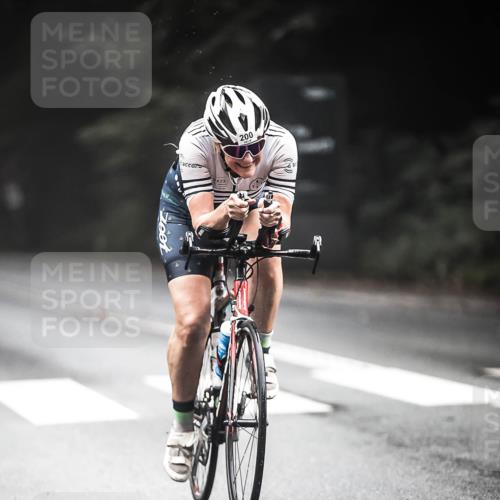 13.09.2026 - Stadtparktriathlon H.Heesch http://msf.ph/oto/10351847 13.09.2026 09:26:23 Radfahren 77, 185, 187, 200 meine-sportfotos.de