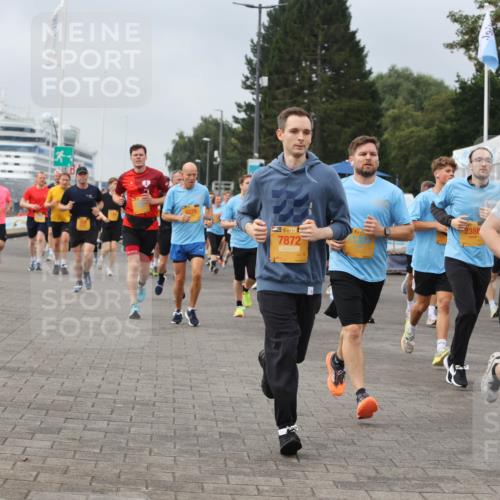 13.09.2026 - Kiel Lauf Andreas Tolksdorf http://msf.ph/oto/10351852 13.09.2026 09:56:15 Kiellinie 38, 7872, 2388, 39, 7616 meine-sportfotos.de