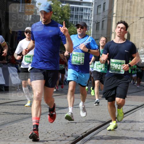 13.09.2026 - 21. swb-Marathon Bremen Strokosch-Dieckow http://msf.ph/oto/10351859 13.09.2026 13:33:06 Ziel 891, 1437, 2611, 2638, 3354, 3895, 3902, 4233, 4323, 4862, 5009, 5398, 5581, 5657, 6018, 6583, 6718, 6786, 7016, 7466, 7758, 8344, 8367, 8506, 10048, 13164, 13232, 13234, 13247, 831, 1124, 2283, 2393, 2818, 2980, 4243, 4260, 4408, 4492, 4536, 4565, 5040, 5191, 5324, 5395, 5790, 5914, 6614, 6915, 7145, 7421, 7467, 7789, 7830, 8061, 9616, 9856, 13028, 13101 meine-sportfotos.de
