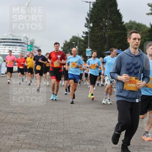 13.09.2026 - Kiel Lauf Andreas Tolksdorf http://msf.ph/oto/10351863 13.09.2026 09:56:15 Kiellinie 38, 7872, 38, 303, 2500 meine-sportfotos.de