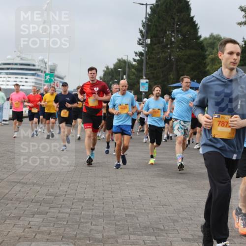 13.09.2026 - Kiel Lauf Andreas Tolksdorf http://msf.ph/oto/10351865 13.09.2026 09:56:15 Kiellinie 6229, 7830, 38, 7873, 39, 2388 meine-sportfotos.de