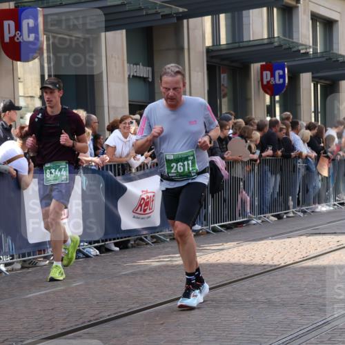 13.09.2026 - 21. swb-Marathon Bremen Strokosch-Dieckow http://msf.ph/oto/10351889 13.09.2026 13:32:20 Ziel 1437, 1687, 2292, 2293, 2611, 2992, 3354, 3429, 3878, 3895, 4263, 4323, 4380, 4862, 5009, 5281, 5398, 5581, 5657, 6518, 6583, 6593, 6718, 6760, 6786, 7016, 7173, 7466, 7758, 7990, 8344, 8367, 8506, 8957, 9040, 9151, 9175, 13208, 13232, 287, 1369, 2310, 2910, 2934, 3402, 3441, 3650, 3922, 3946, 4057, 4471, 4566, 4655, 4797, 4835, 5628, 6116, 6258, 6475, 7182, 7526, 7818, 9394, 13182 meine-sportfotos.de