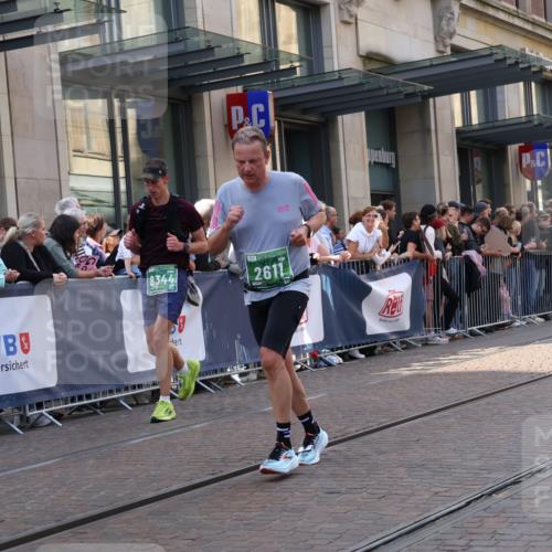 13.09.2026 - 21. swb-Marathon Bremen Strokosch-Dieckow http://msf.ph/oto/10351935 13.09.2026 13:32:20 Ziel 1437, 1687, 2292, 2293, 2611, 2992, 3354, 3429, 3878, 3895, 4263, 4323, 4380, 4862, 5009, 5281, 5398, 5581, 5657, 6518, 6583, 6593, 6718, 6760, 6786, 7016, 7173, 7466, 7758, 7990, 8344, 8367, 8506, 8957, 9040, 9151, 9175, 13208, 13232, 287, 1369, 2310, 2910, 2934, 3402, 3441, 3650, 3922, 3946, 4057, 4471, 4566, 4655, 4797, 4835, 5628, 6116, 6258, 6475, 7182, 7526, 7818, 9394, 13182 meine-sportfotos.de