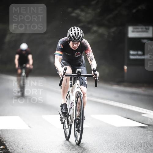 13.09.2026 - Stadtparktriathlon H.Heesch http://msf.ph/oto/10351949 13.09.2026 09:26:43 Radfahren 96, 171, 181, 209 meine-sportfotos.de