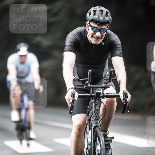 13.09.2026 - Stadtparktriathlon H.Heesch http://msf.ph/oto/10351964 13.09.2026 11:06:03 Radfahren 476, 582, 590, 605, 621 meine-sportfotos.de