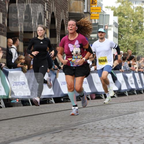 13.09.2026 - 21. swb-Marathon Bremen Strokosch-Dieckow http://msf.ph/oto/10351967 13.09.2026 10:55:05 Ziel 10589, 10608, 10704, 10901, 11040, 11174, 11569, 11874, 12038, 12519, 12800, 13526, 13592, 10555, 11001, 11014, 11466, 11631, 11910, 12201, 12549 meine-sportfotos.de