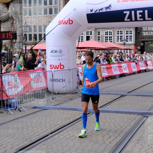 13.09.2026 - 21. swb-Marathon Bremen Tim E. http://msf.ph/oto/10351999 13.09.2026 12:32:05 Ziel  meine-sportfotos.de