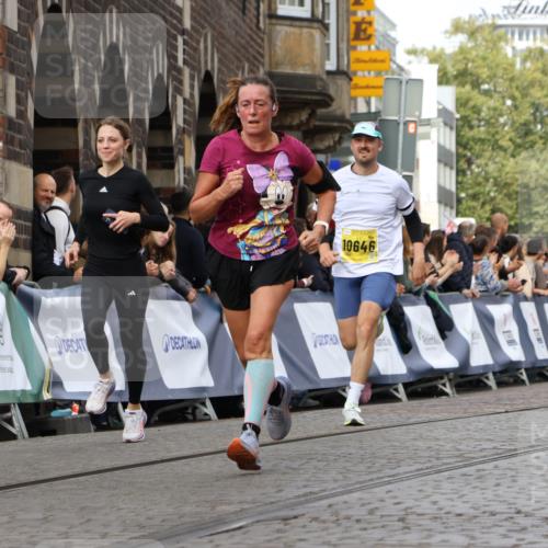 13.09.2026 - 21. swb-Marathon Bremen Strokosch-Dieckow http://msf.ph/oto/10352053 13.09.2026 10:55:05 Ziel 10589, 10608, 10704, 10901, 11040, 11174, 11569, 11874, 12038, 12519, 12800, 13526, 13592, 10555, 11001, 11014, 11466, 11631, 11910, 12201, 12549 meine-sportfotos.de