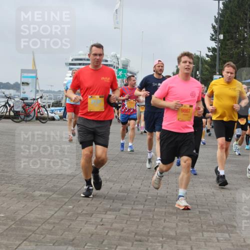 13.09.2026 - Kiel Lauf Andreas Tolksdorf http://msf.ph/oto/10352064 13.09.2026 09:56:21 Kiellinie 21, 7763, 9867 meine-sportfotos.de