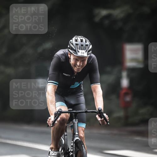 13.09.2026 - Stadtparktriathlon H.Heesch http://msf.ph/oto/10352067 13.09.2026 09:27:07 Radfahren 82, 88 meine-sportfotos.de