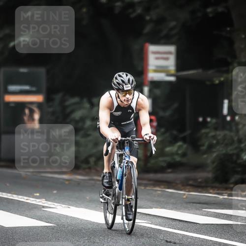 13.09.2026 - Stadtparktriathlon H.Heesch http://msf.ph/oto/10352095 13.09.2026 11:06:18 Radfahren 427, 544, 564, 665, 687, 696 meine-sportfotos.de