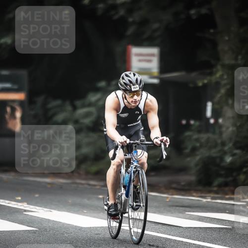 13.09.2026 - Stadtparktriathlon H.Heesch http://msf.ph/oto/10352099 13.09.2026 11:06:18 Radfahren 427, 544, 564, 665, 687, 696 meine-sportfotos.de
