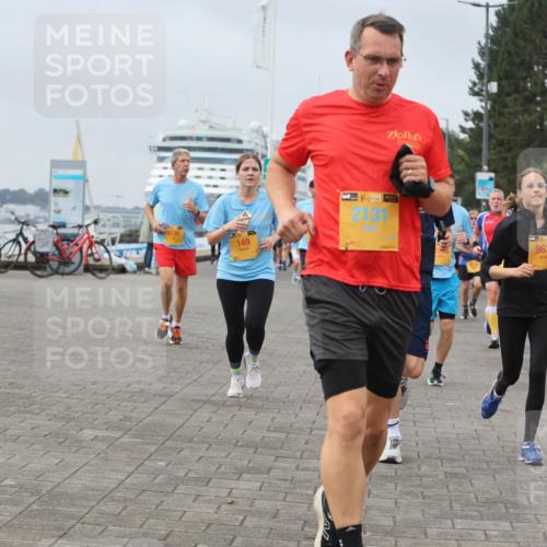 13.09.2026 - Kiel Lauf Andreas Tolksdorf http://msf.ph/oto/10352103 13.09.2026 09:56:22 Kiellinie 149, 39, 2131, 9637 meine-sportfotos.de